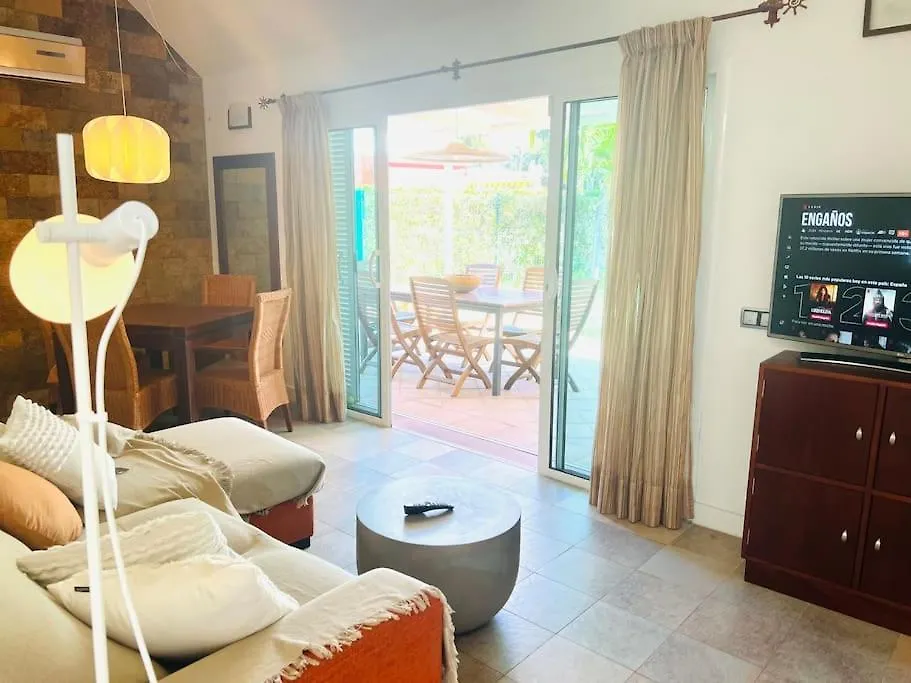 Сasa de vacaciones Espacioso Bungalow En Maspalomas